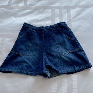 High waisted denim shorts with back zipper
